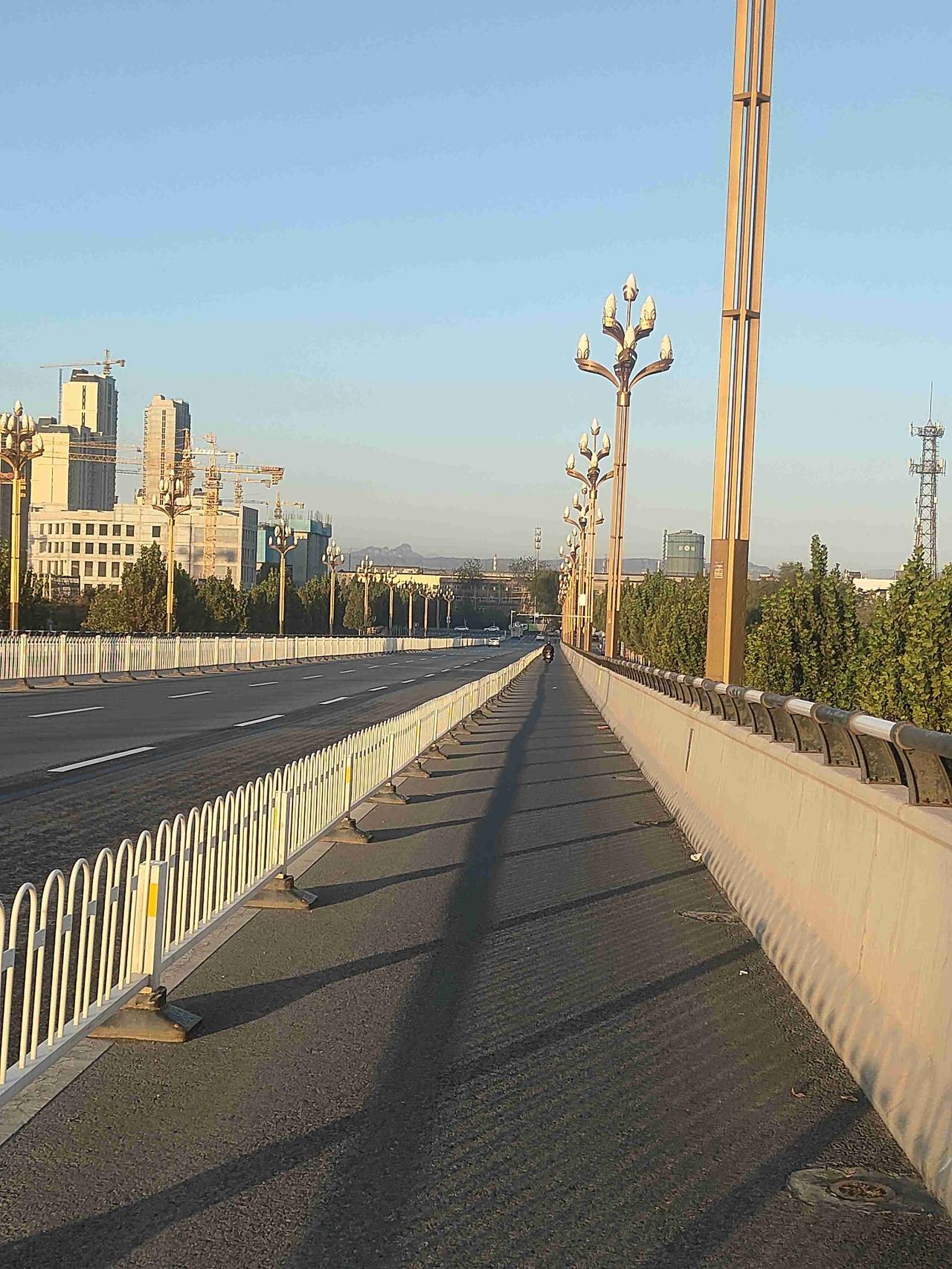 我的今日状态：😁轻松愉快
我这里的天气：☀️晴天

今天早晨，在河北省邢台市龙