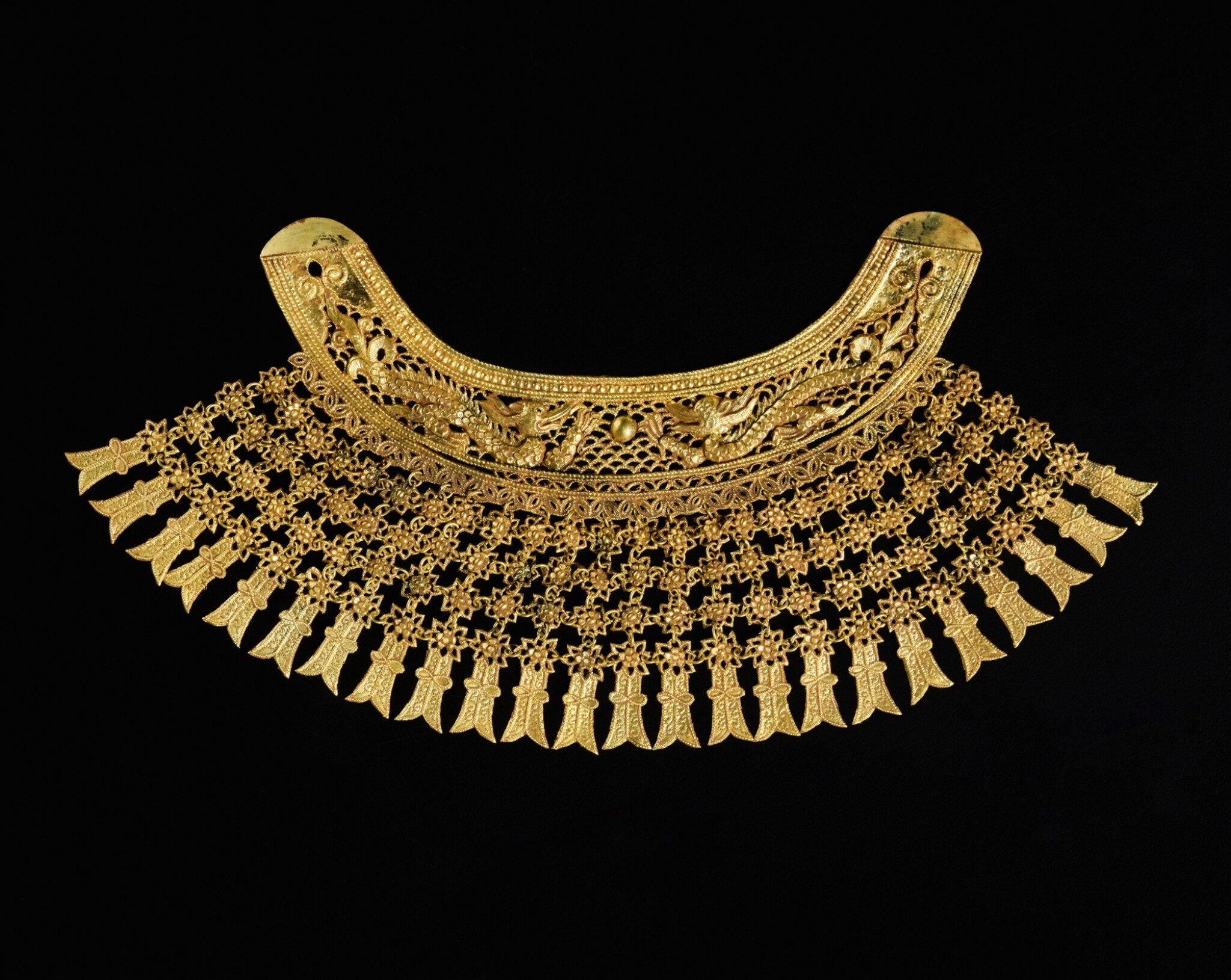 苏富比2026纽约春拍宋代镂空黄金头饰 