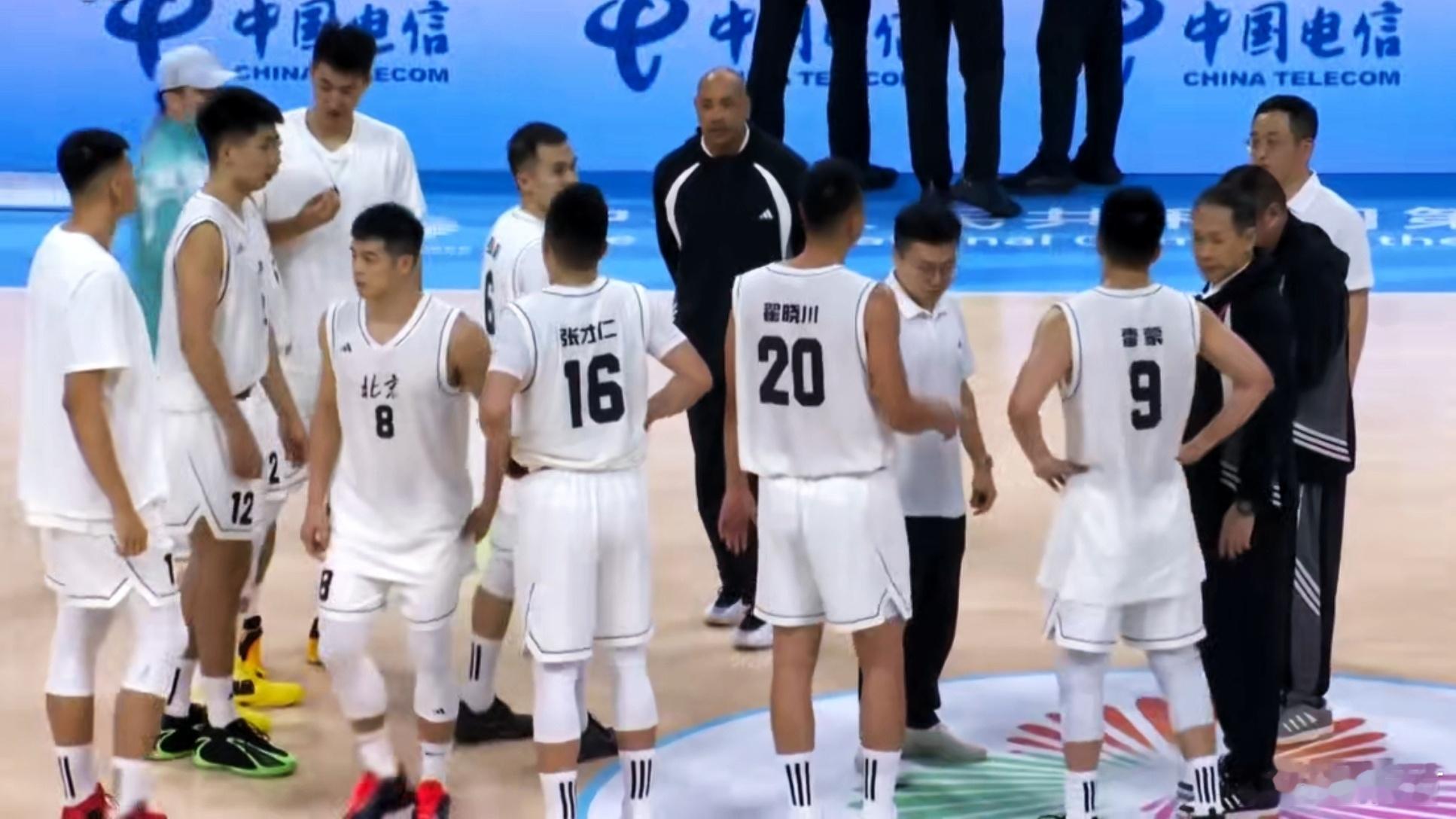 内线都打不了，对面陶汉林，能把悬念尽可能维持到最后也是不容易啦，只想说，消耗巨大