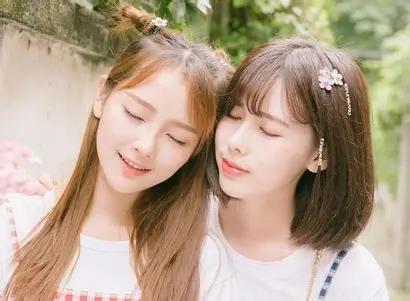 我有两个朋友，一个圆圆，一个芳芳，芳芳家境好一点，她爸妈在外地做生意，自己一个人