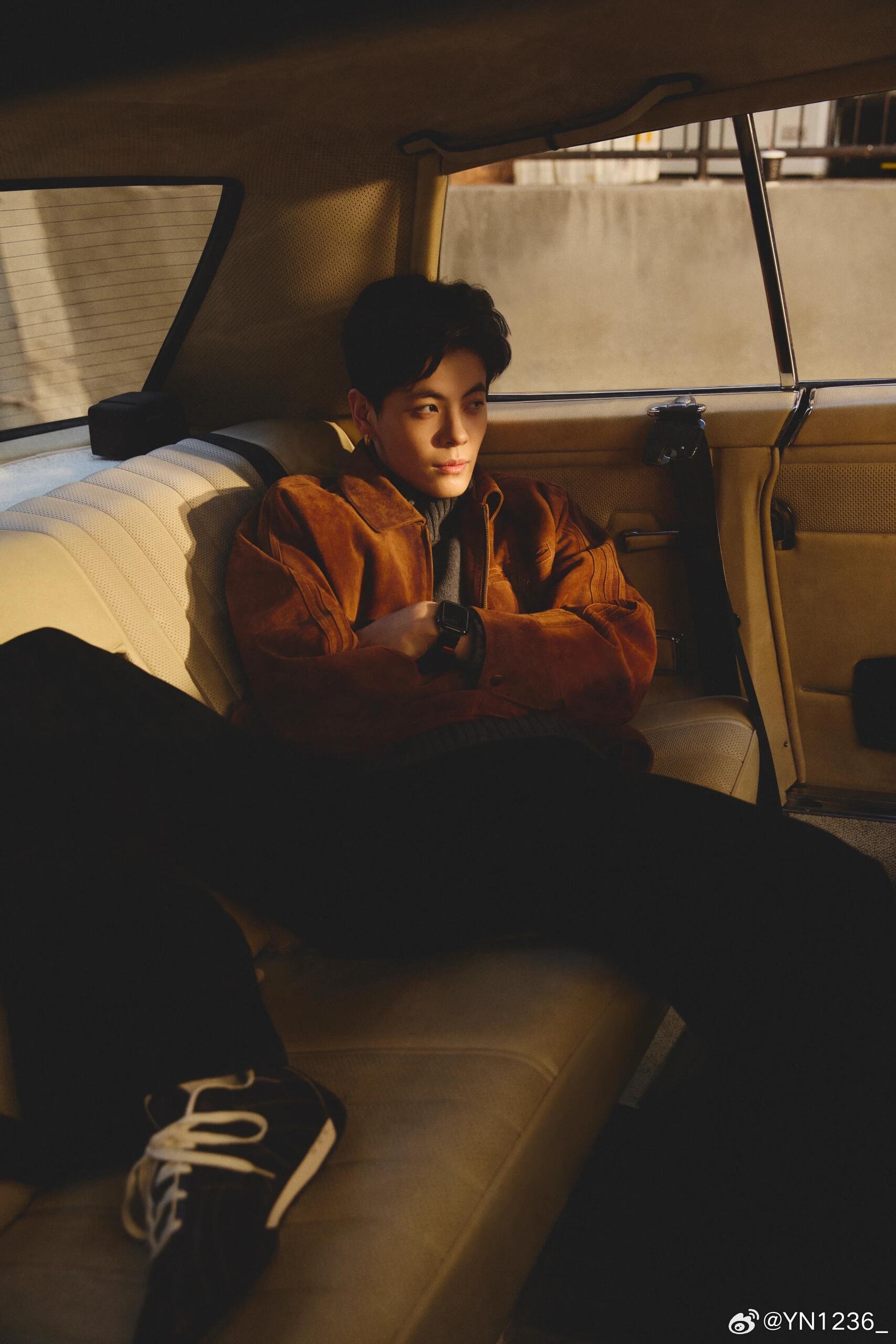 杨舒予杨舒予阿迪达斯 20260320小羊小红书更新一组Adidas图图一截屏于