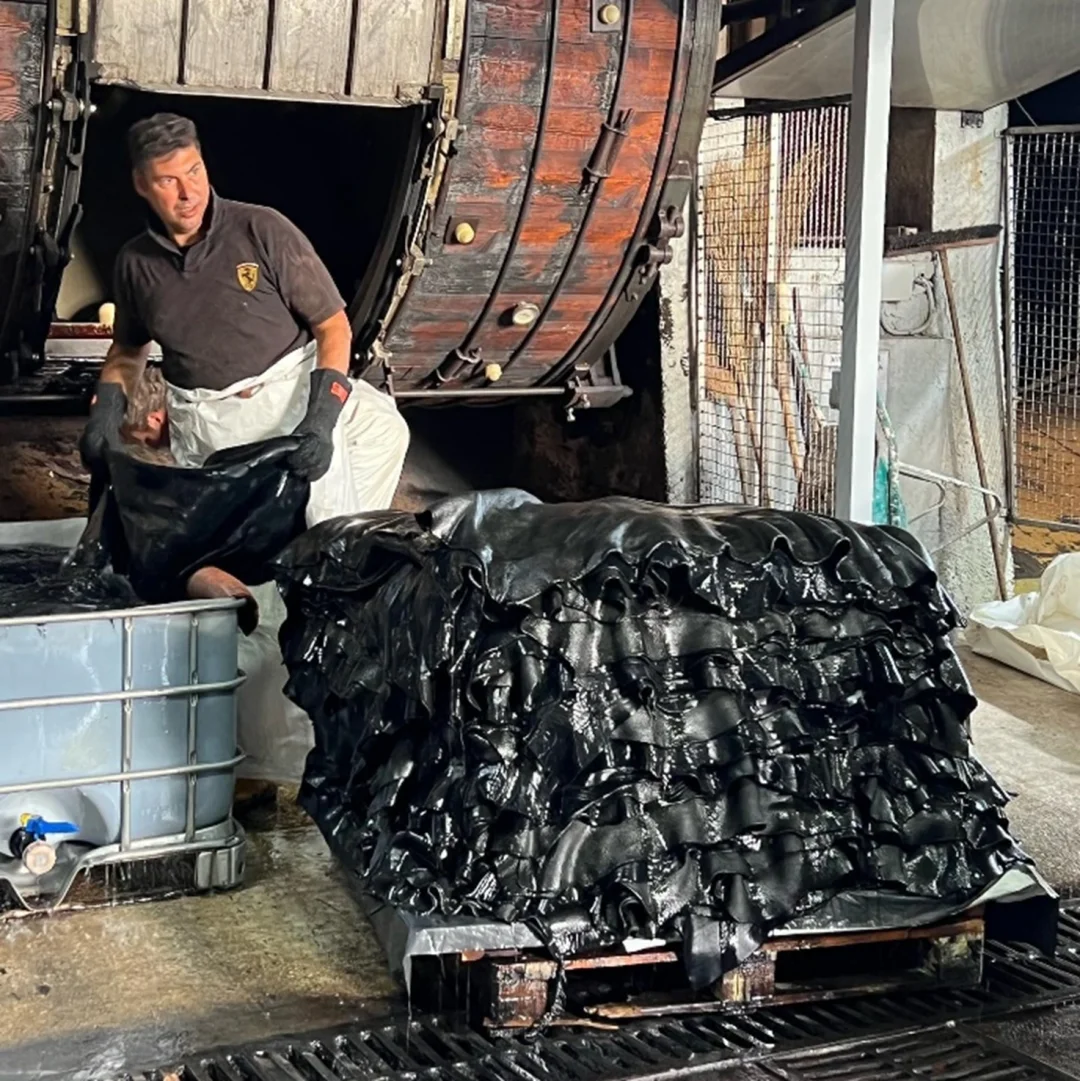 🛠 鞣革厂的匠心一刻