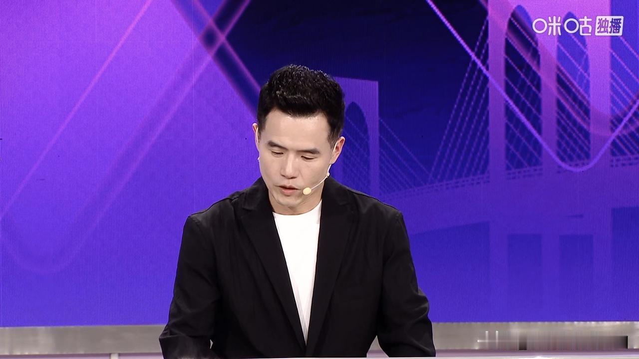 王楚钦夺冠：屏幕前 2 人眼泪“夺眶而出”

恩师刘国正：刘国正在解说这场比赛，