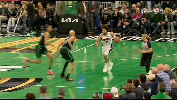 对投篮动作的防守犯规活塞VS凯尔特人NBA丁老师说nba