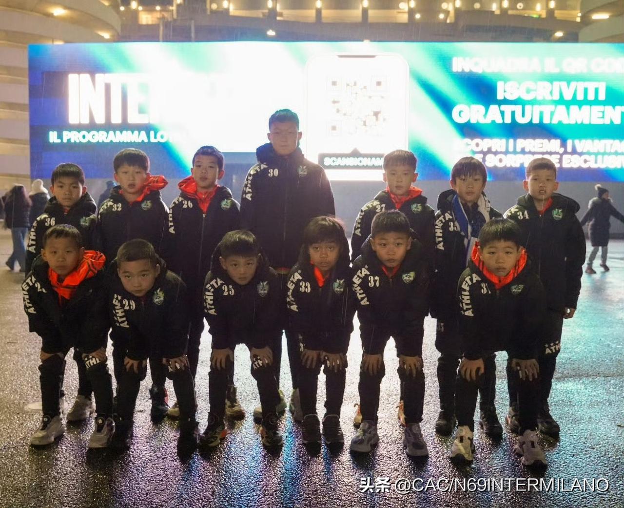 从中国到意大利，从中国足球小将到国际米兰！

在让二追六的比赛中，朱塞佩'梅阿查