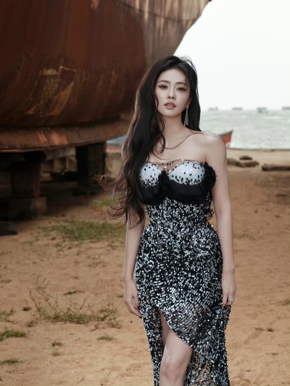 娱乐金鹤龙给白鹿化的甜野小猫妆白鹿的甜野小猫妆今天的妆造太美了 