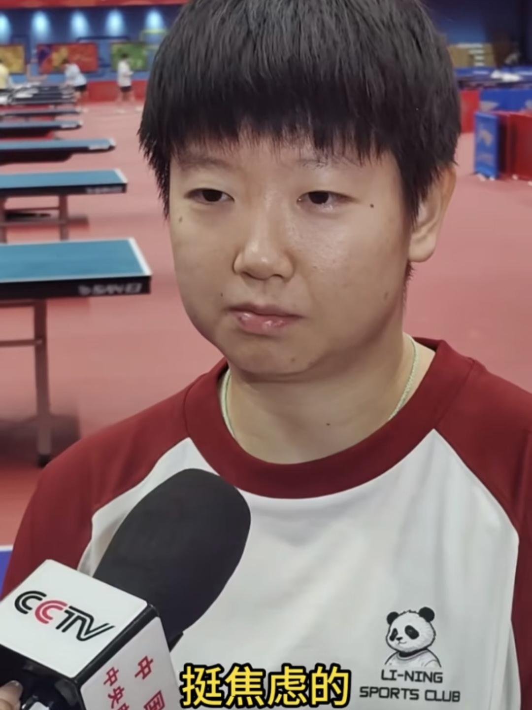 心疼孙颖莎！
其实大家都可以看出来，以孙颖莎现在的成绩，就算现在不打了，也没有人