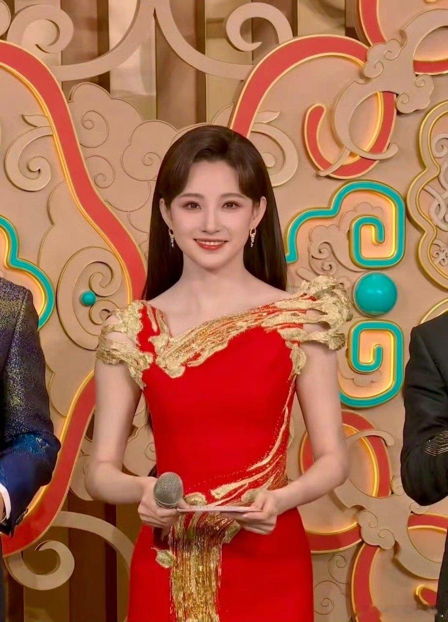 马凡舒上了两次马年春晚和马年春晚好有缘呀 