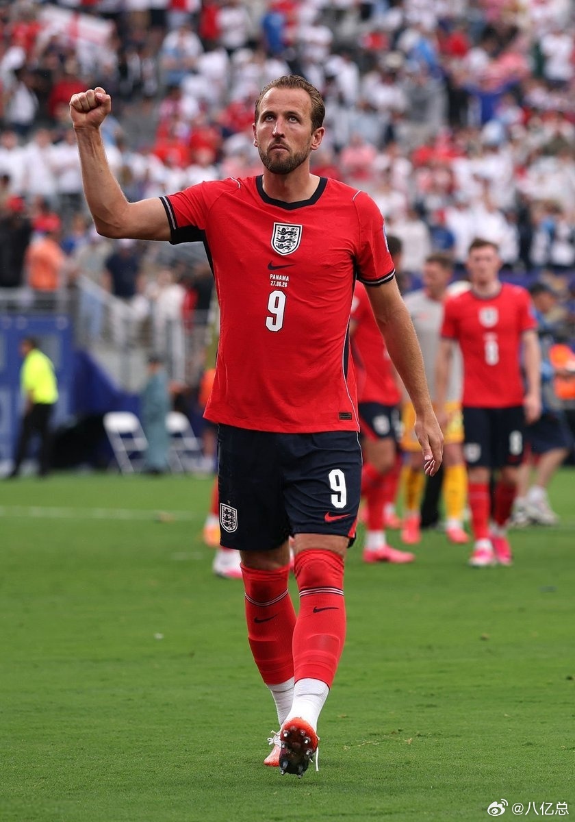 5分钟两球终结悬念！贝林厄姆carry全场，英格兰2-0巴拿马稳居小组第一北京时