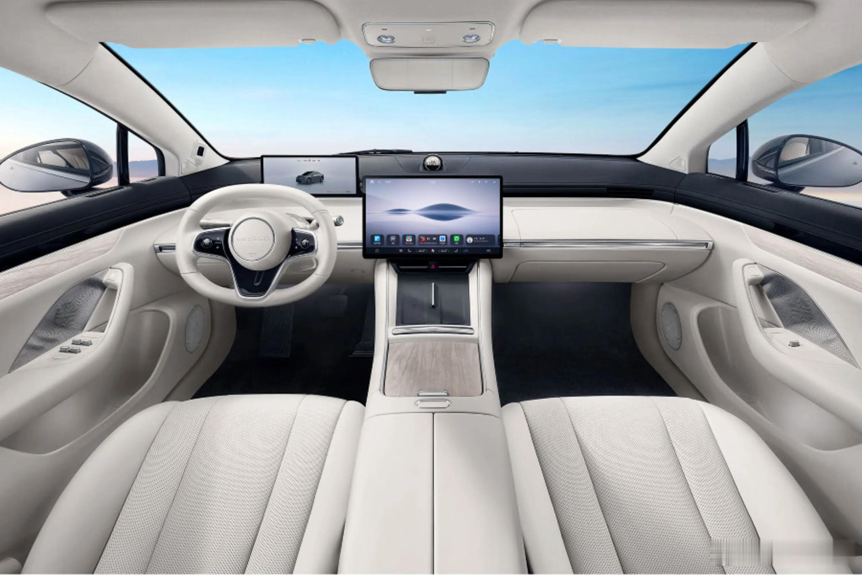 开S7通勤+短途自驾有阵子了，整体用着是真顺手。高速续航特别实在，就算冬天跑远路