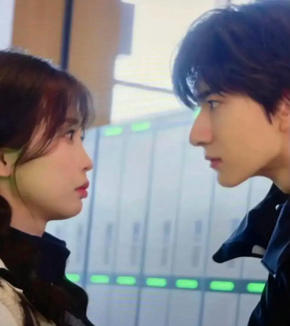 林一和吴磊谁的鼻子更好看？ 