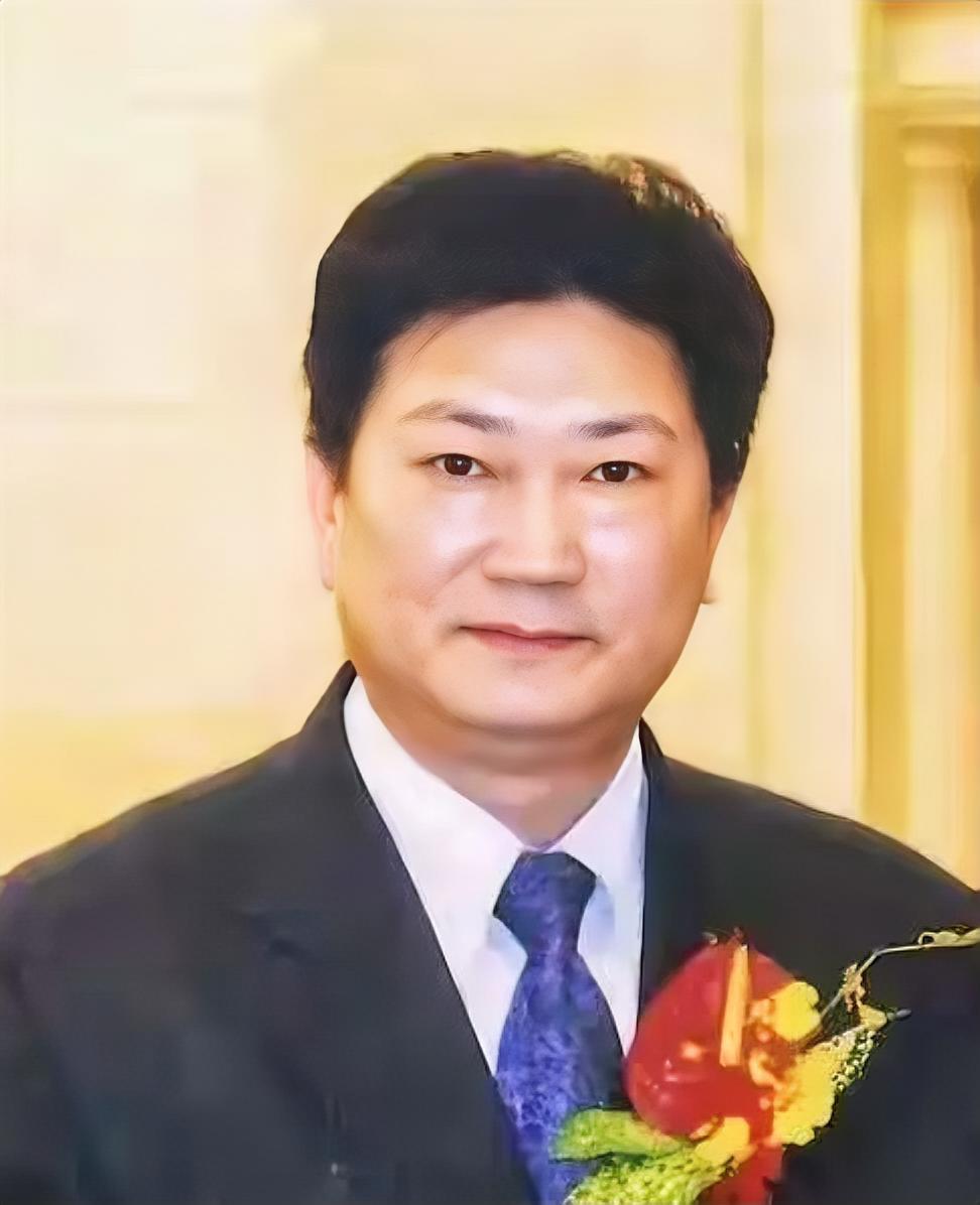 太子奶创始人李途纯去世了。
他这一辈子，
就是一个字——赌。

李途纯这个名字，