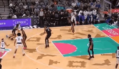 文班vs弗拉格。2023状元vs2025状元。半场各投16发，24分对25分。文