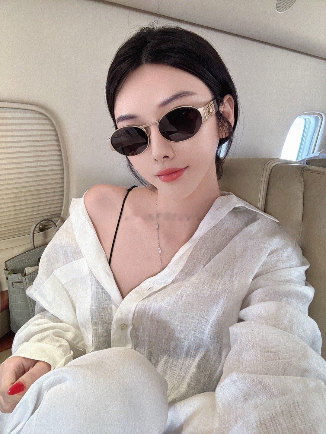🏝️ ​​​