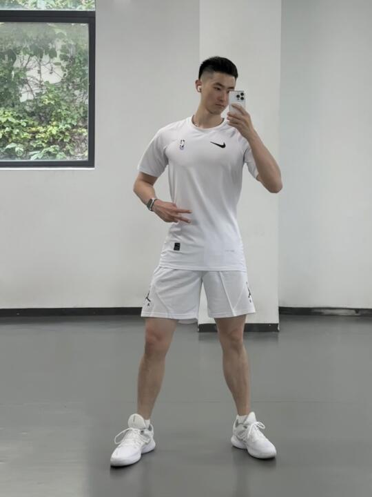 咱俩把日子过成一个体育生🏋️
