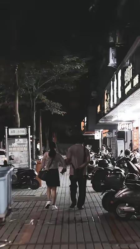 女人带你去这5个地方，就是在说：“快来搞定我！”
男女相处的时候，很多女生都比较