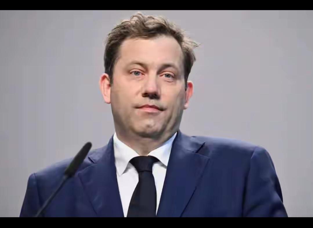 11 月 16 日至 20 日，德国财长兼副总理克林拜尔对我国进行了为期 4 天