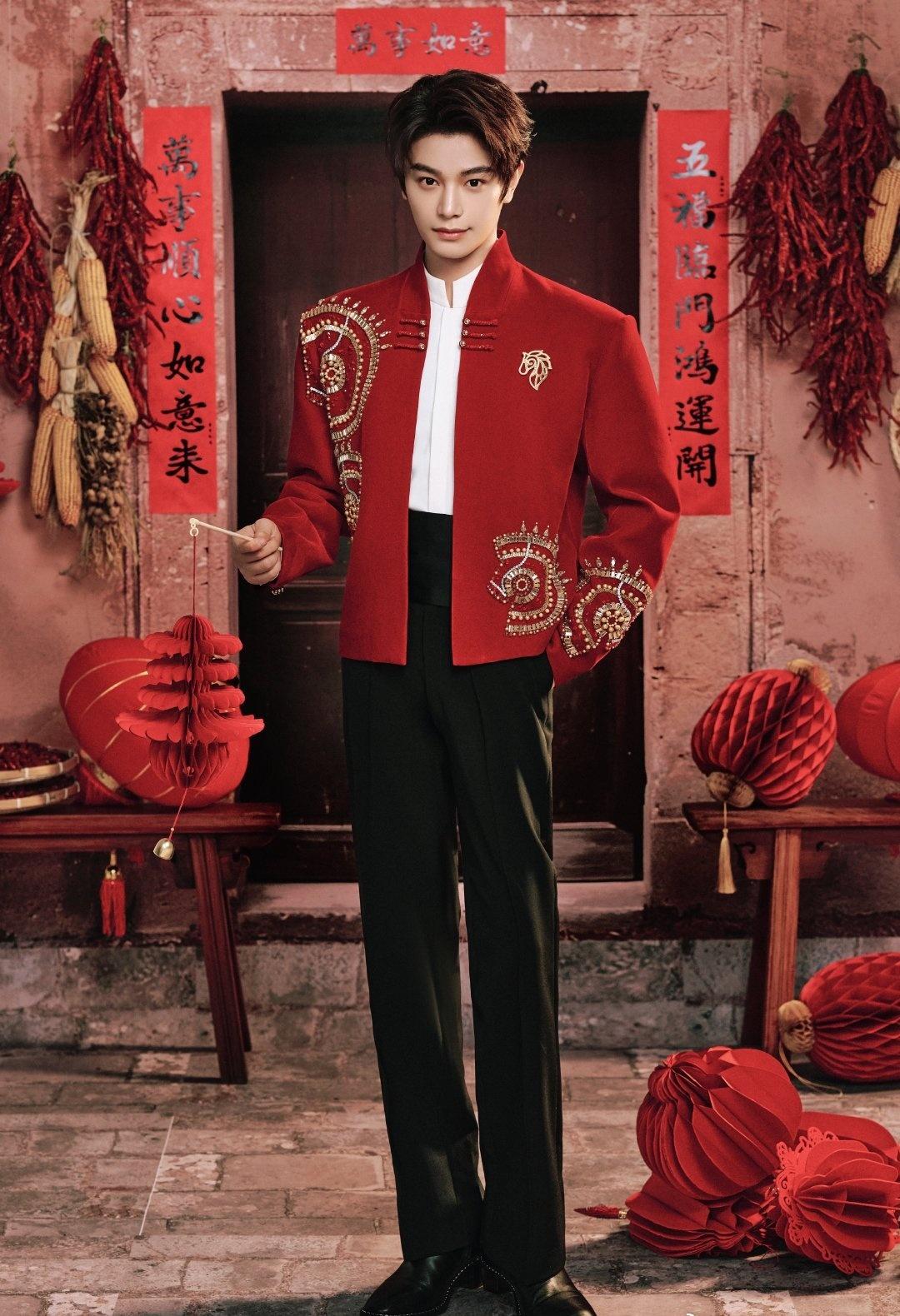 💚丁禹兮在央视跳手势舞 
 我向你远处挥手时 突然明白了挥手的意义
@丁禹兮