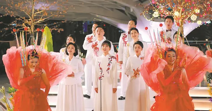 策马扬鞭向未来，2026蓉港新春晚会播出