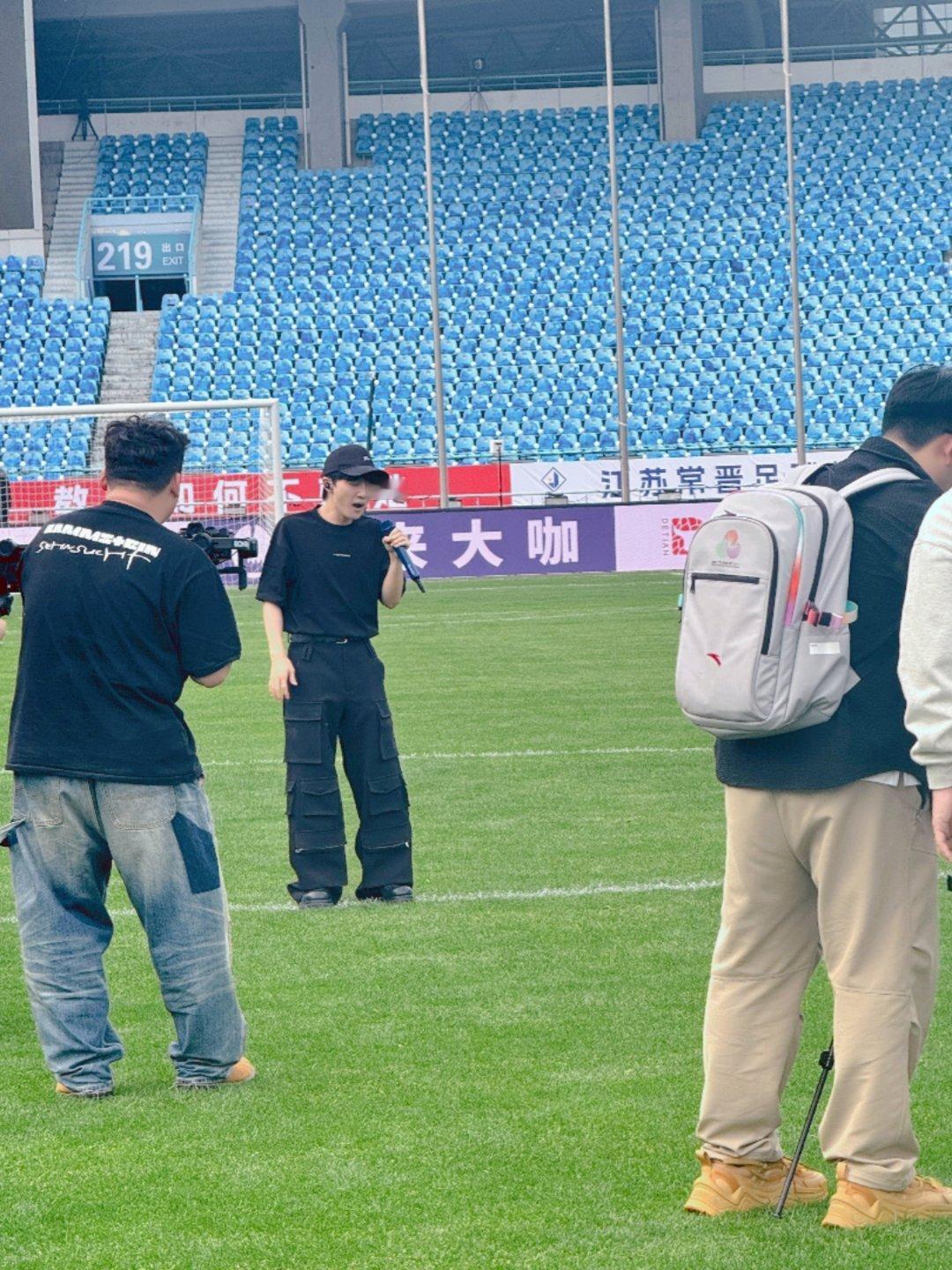 周深周深献唱2026苏超主题曲热烈盛开领导真帅