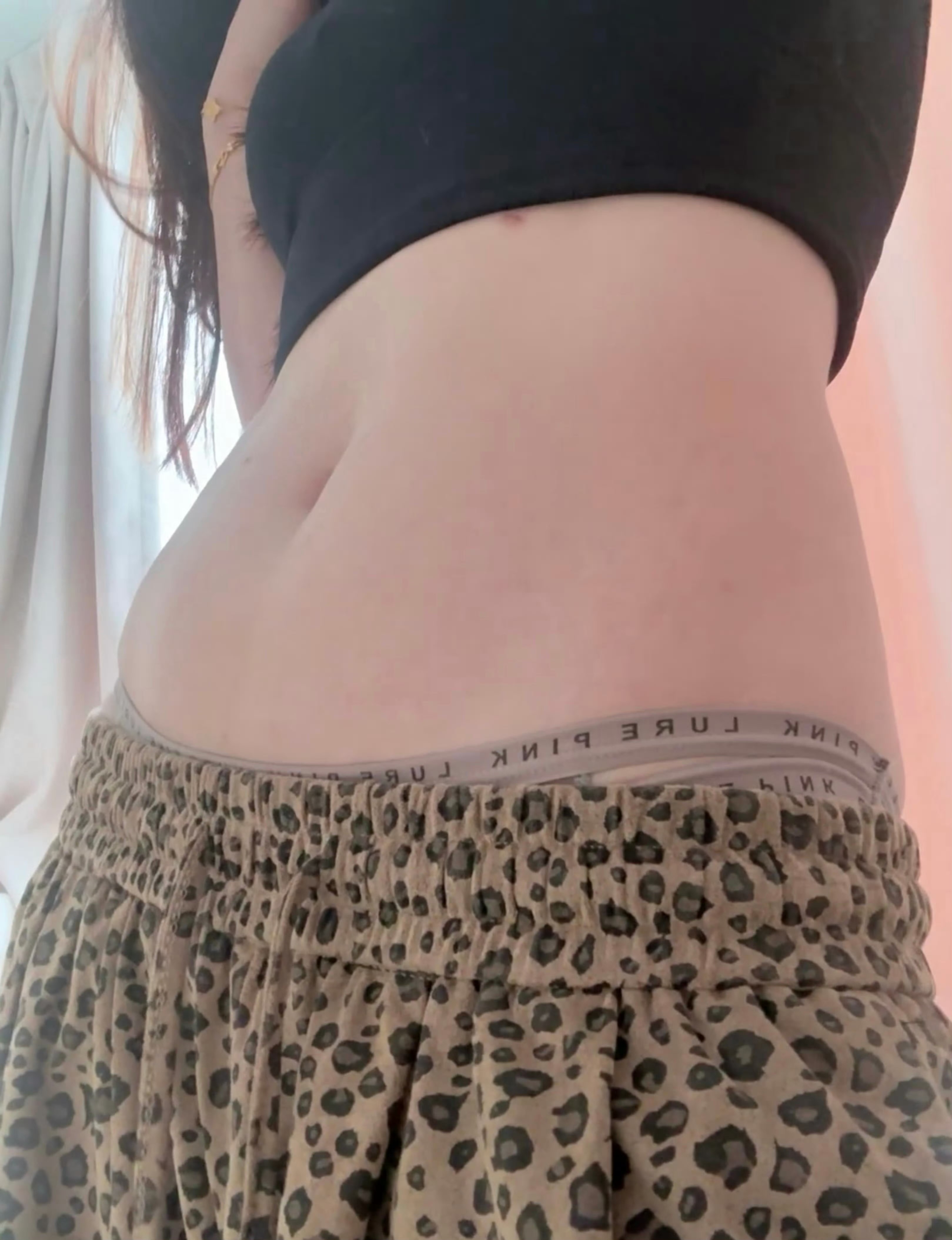 刚起床的小肚子~ 