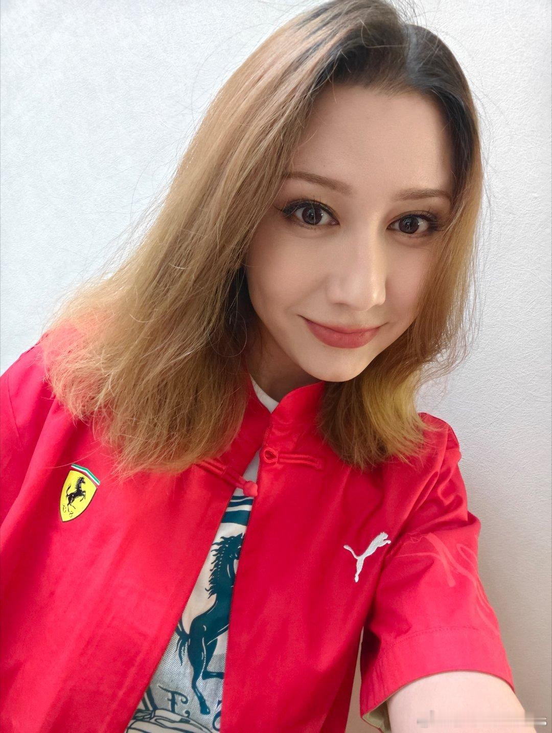 今日份OOTD，猜猜我是去干嘛[坏笑] ​​​