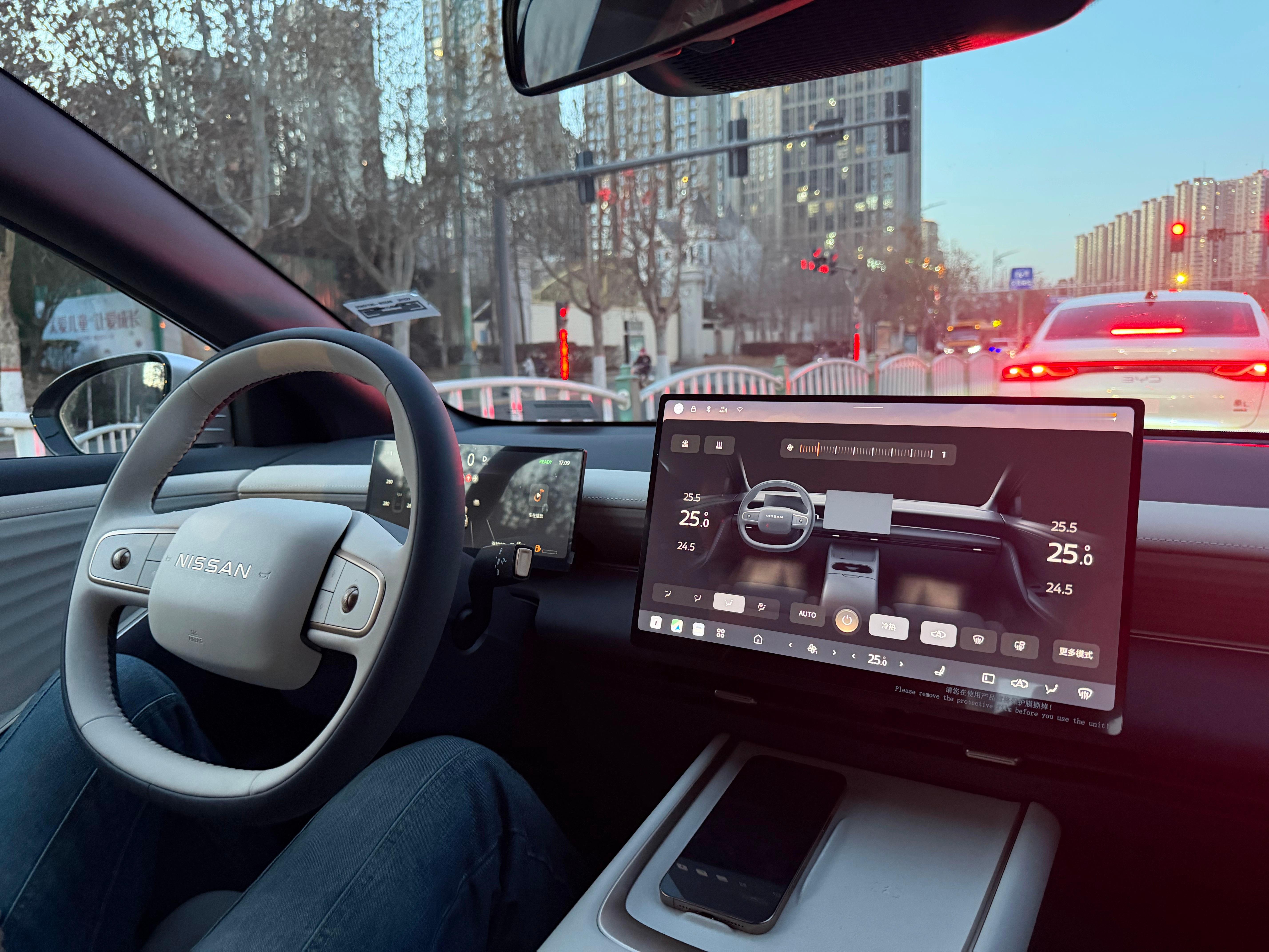 传统车造新势力车的优势很大，就比如日产 N6 ，小宣提车第一天我就发现他的空调力