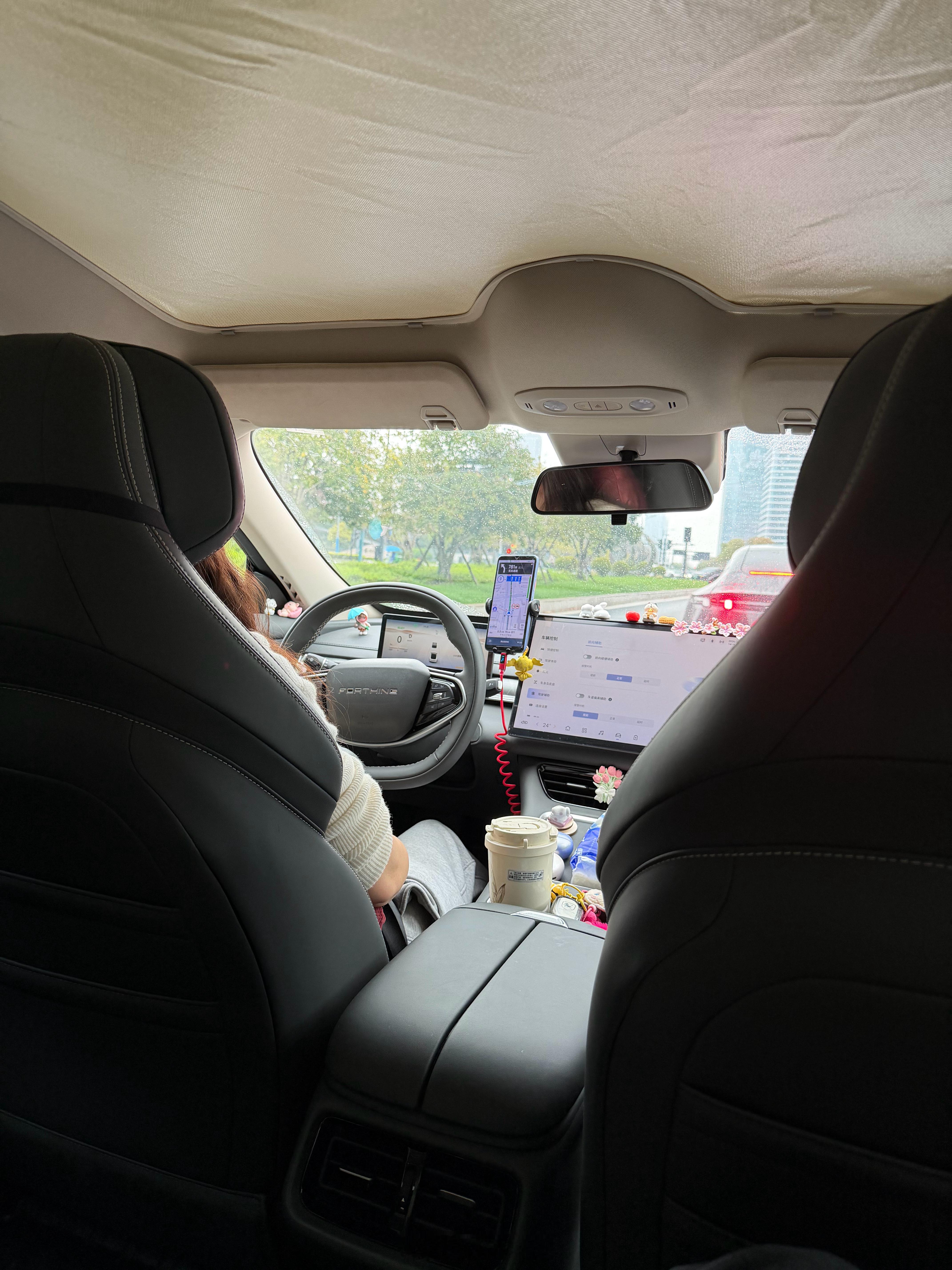 打车打到女司机的车咯～深呼吸一口！香香的 杭州