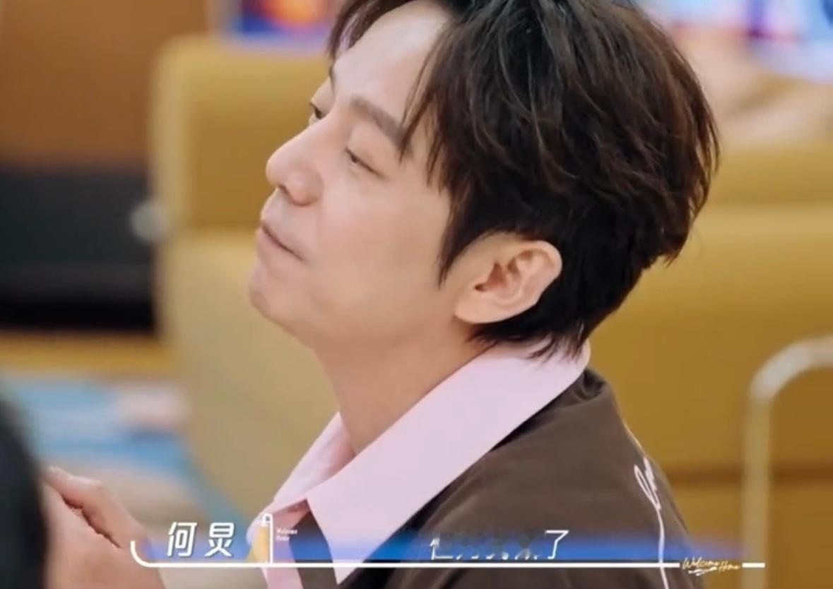 维嘉为何炅发了人生中第一条朋友圈从年少相识到陪伴半生，最好的友情大概就是：我有绝