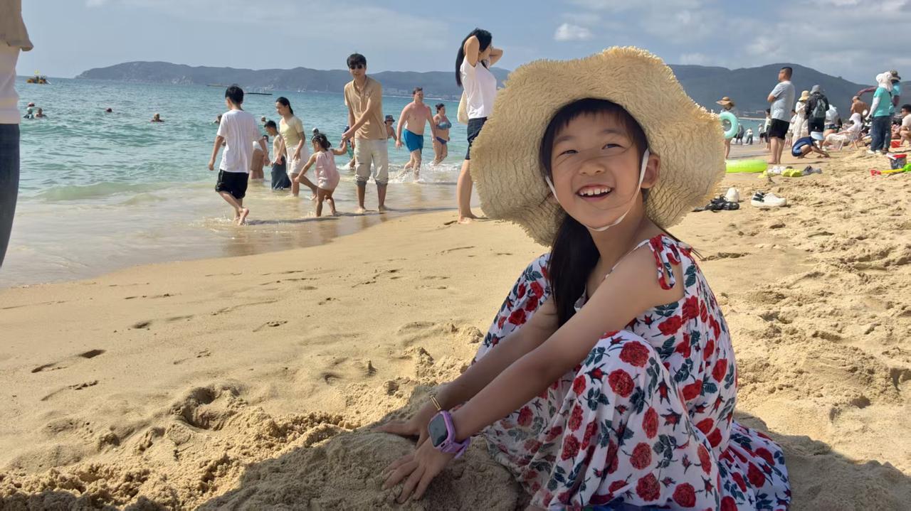 自驾海南之旅73——环岛第33站  亚龙湾

从2月12日起，一家五人兵分两路，