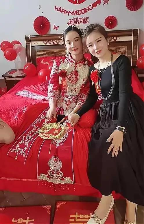 嫁女看爹，娶妻看娘

这句话千真万确，只要娘家妈好，女儿错不了，因为妈妈是女儿的