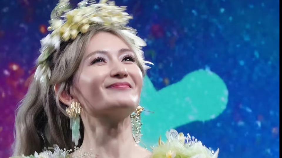 你知道吗？谢娜首场个人演唱会的上座率创下了非专业歌手领域的新纪录。
5月5日成都