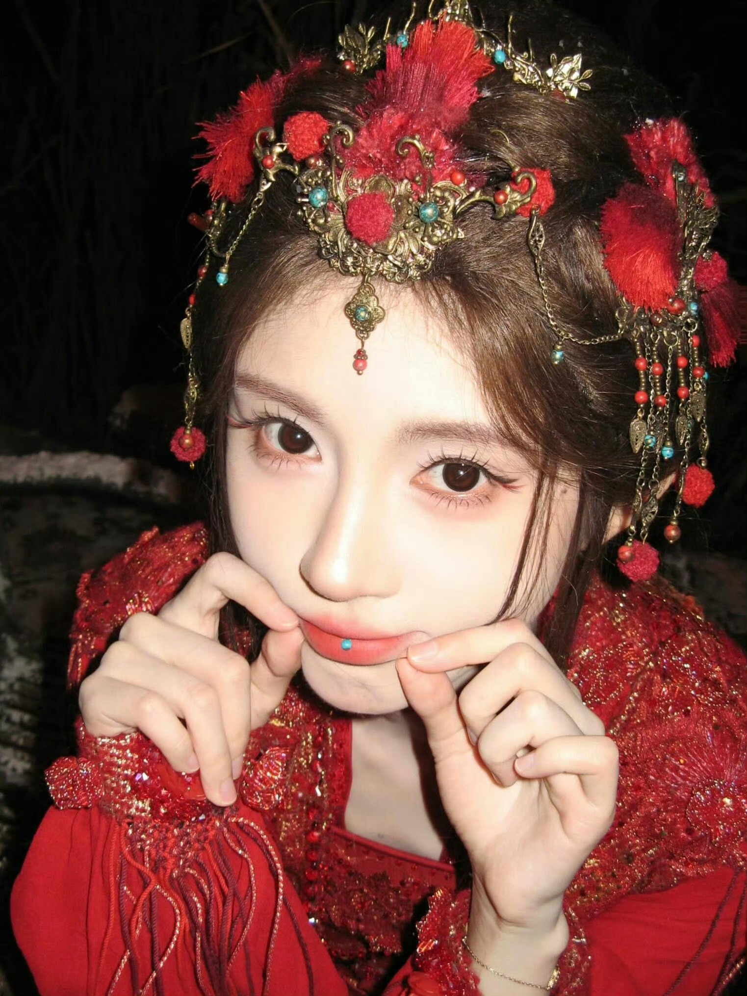 《月鳞绮纪》定档只认官宣期待鞠婧祎·露芜衣小狐狸从“懵懂”到“疯批”，人设好带感