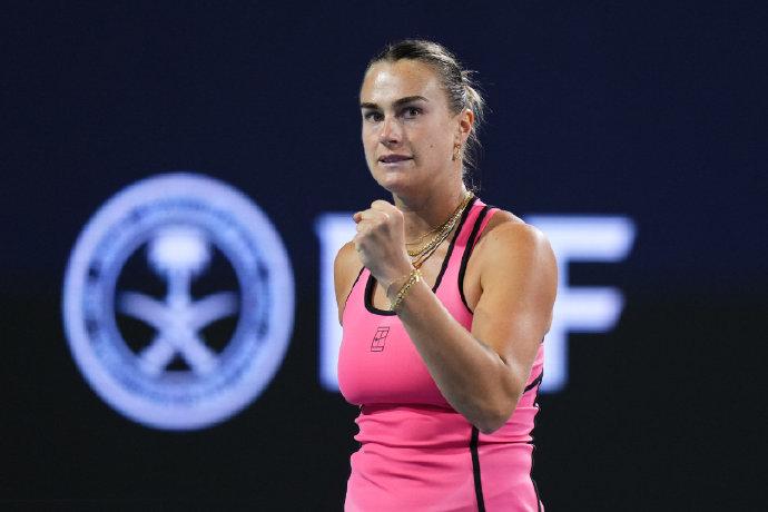 萨巴伦卡击败莱巴金娜将与高芙争冠
北京时间3月27日上午，2026年WTA100