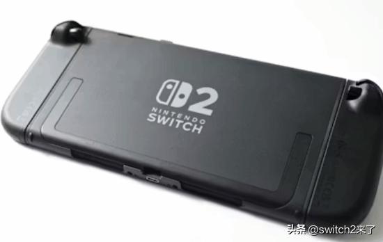 据日媒报道，任天堂计划在新一代主机Switch 2上引入“可自行更换电池”的设计