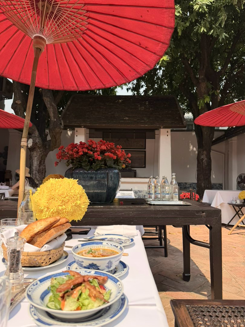 早上好大家！我们到清迈了 ！好喜欢夏天！好多漂亮裙子和衣服！ 泰国·清迈