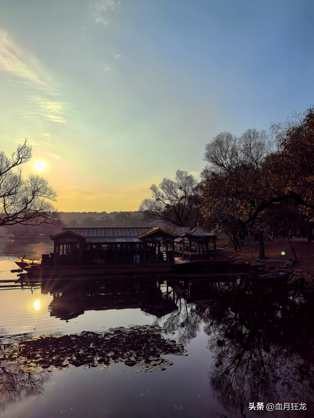 今天欧洲有大瓜，有消息表示，红军城大俄可能困住一条大鱼！里面很可能有个高官！至于