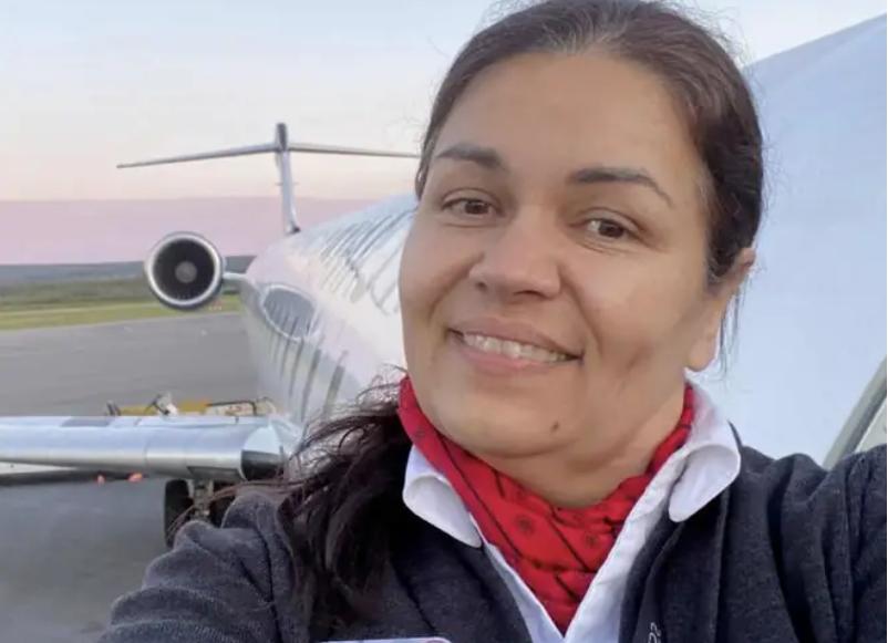 这名空乘太幸运，被抛离飞机却大难不死

22日晚间，一架加拿大航空公司的航班降落