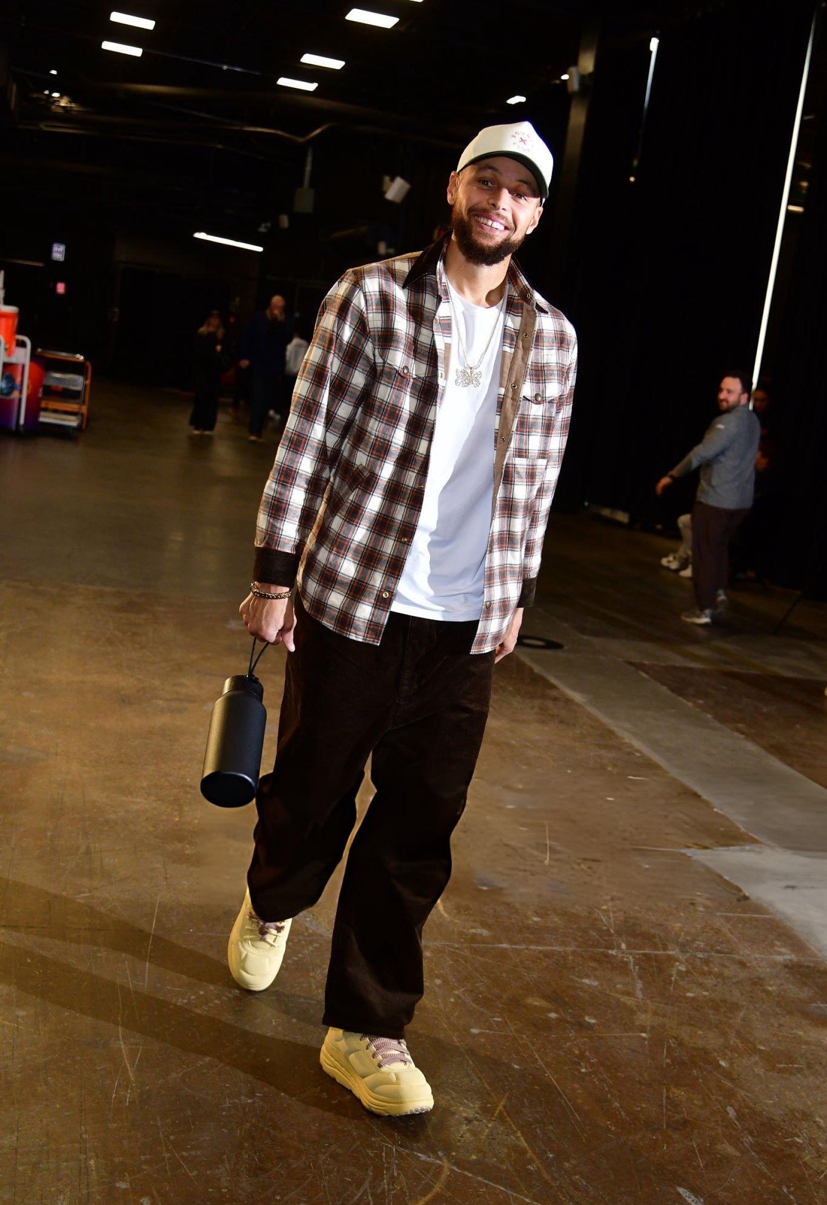 库男神今日份OOTDHOKA Marni Bondi B3LS 👟勇士vs太阳