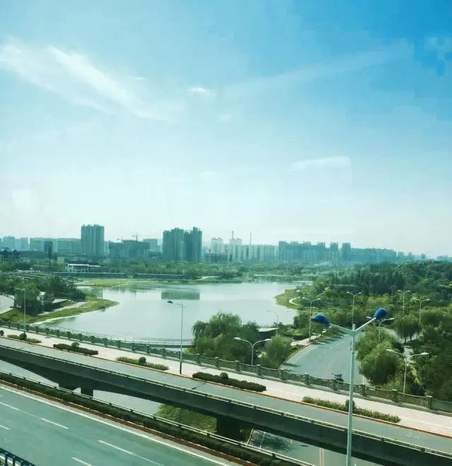 已经开通十年！西安地铁三号线为什么会在浐灞“钻”出地面，设立7座高架站？这个问题