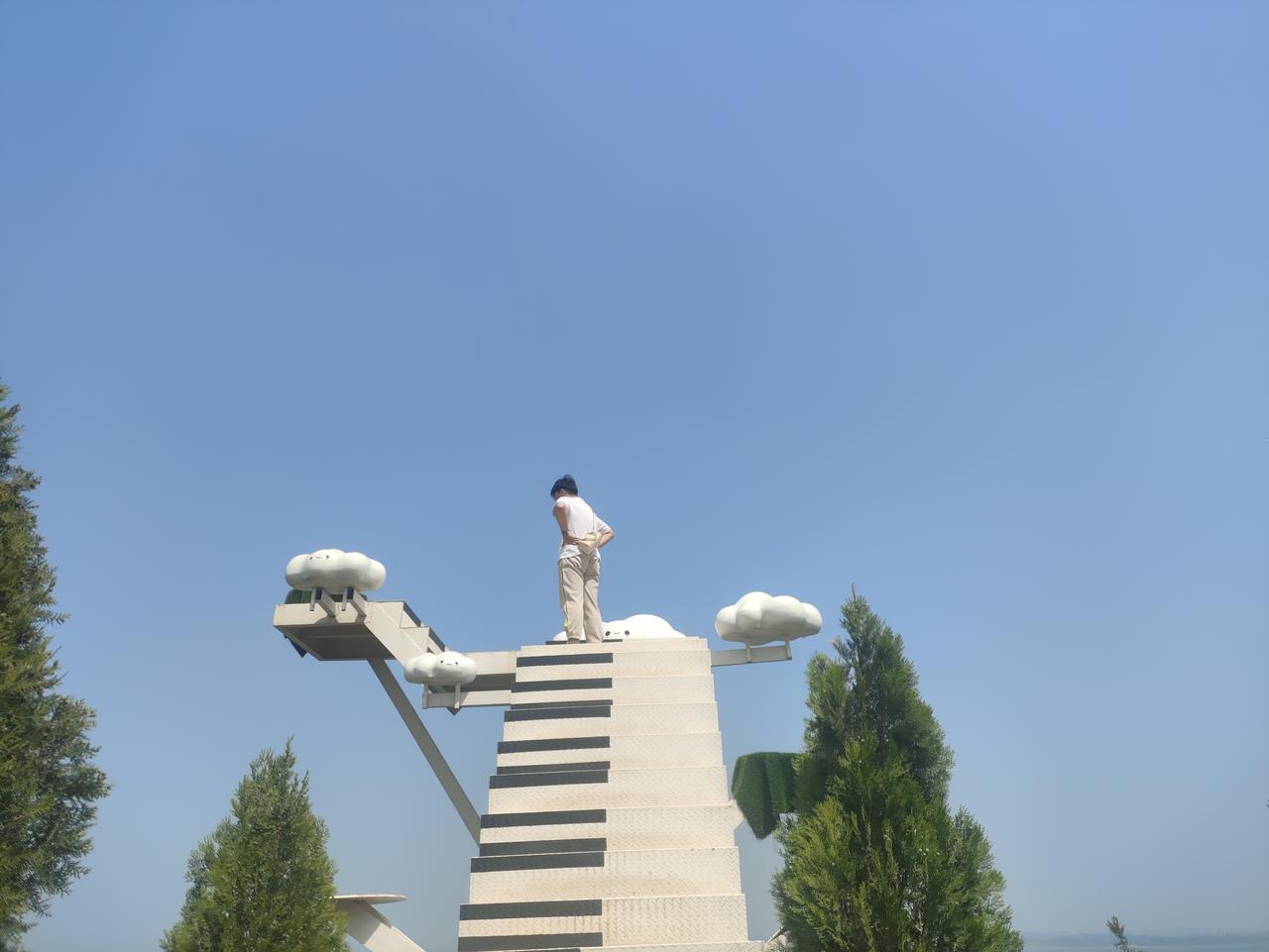 夏日生活打卡季今天我为我的孩子祈福！愿我的儿子：承乾坤之正气，立天地之威仪。遇事
