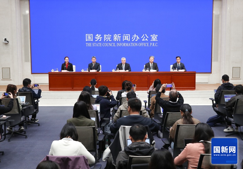 住房城乡建设部答九派新闻：要在城市更新的全过程、各环节加强城市历史文化遗产保护