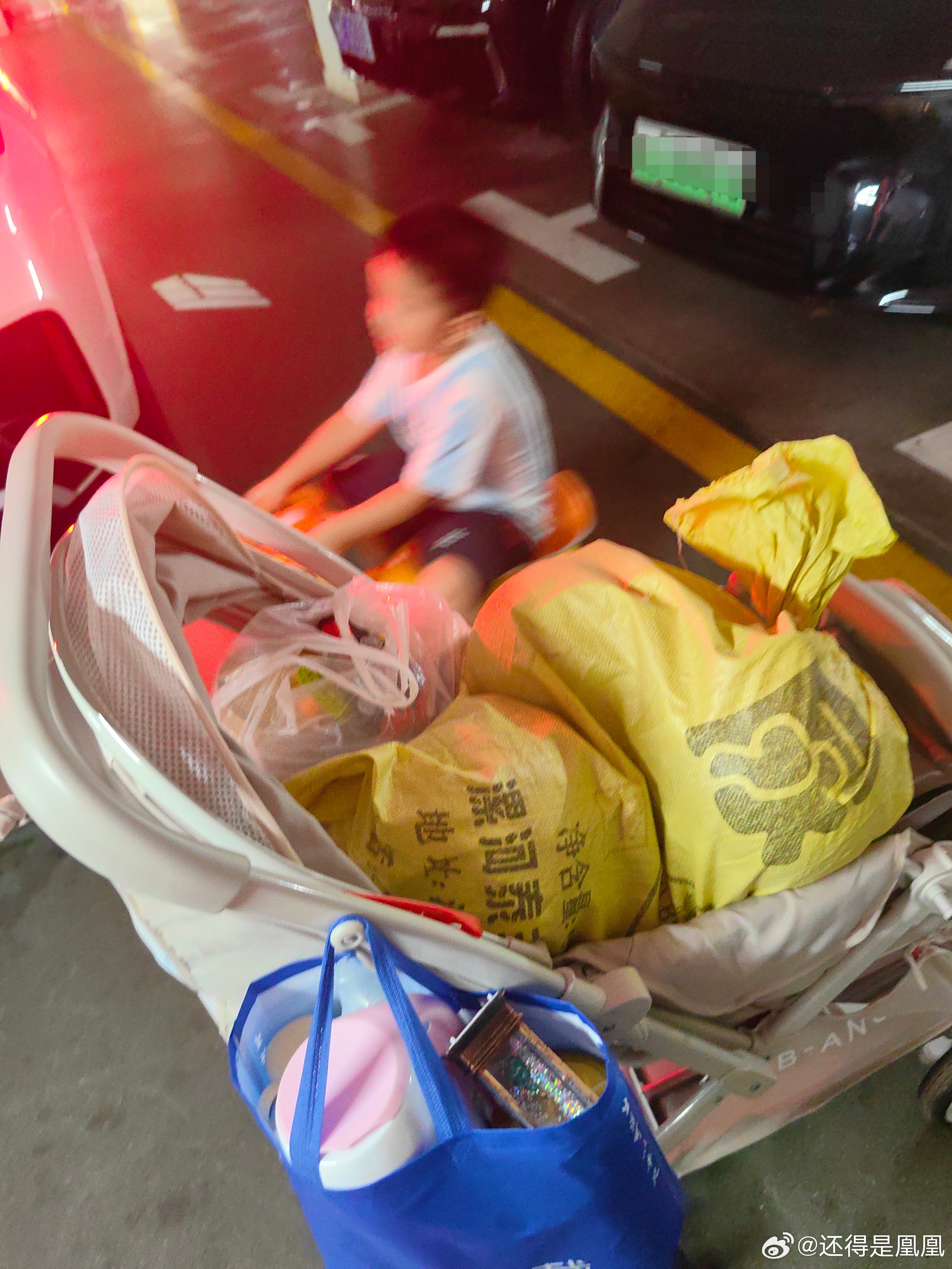 耳屎都要震掉了。 漯河·昌建·东外滩