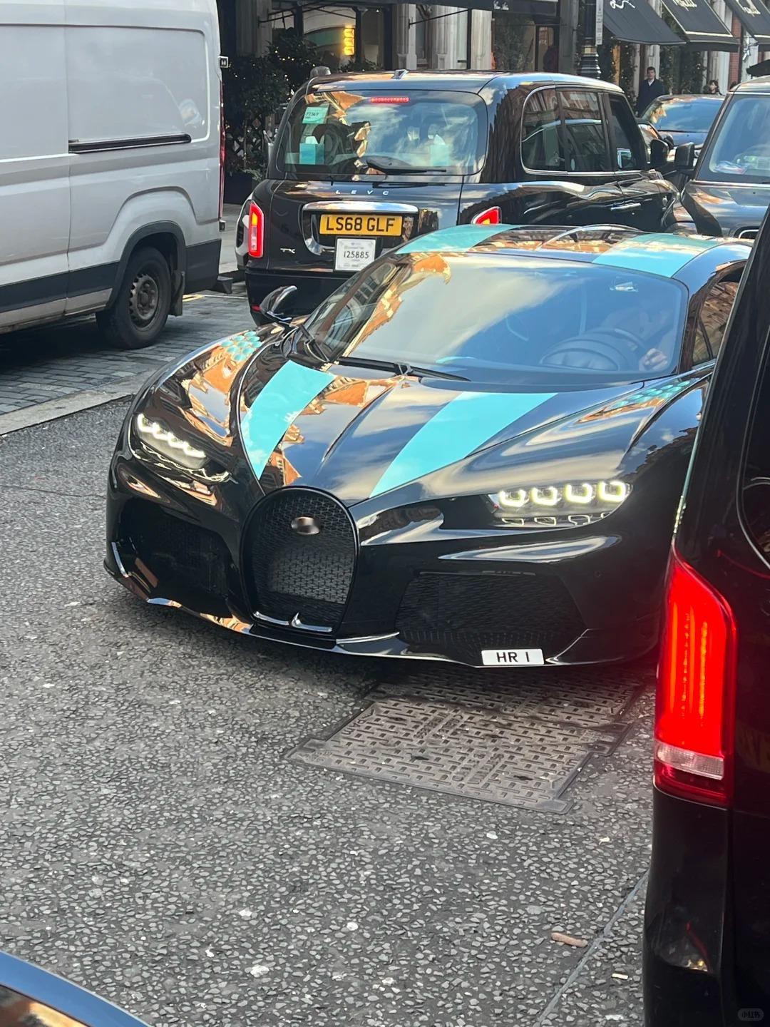 车群中最亮眼的仔，Bugatti Chiron Super Sport车东车西