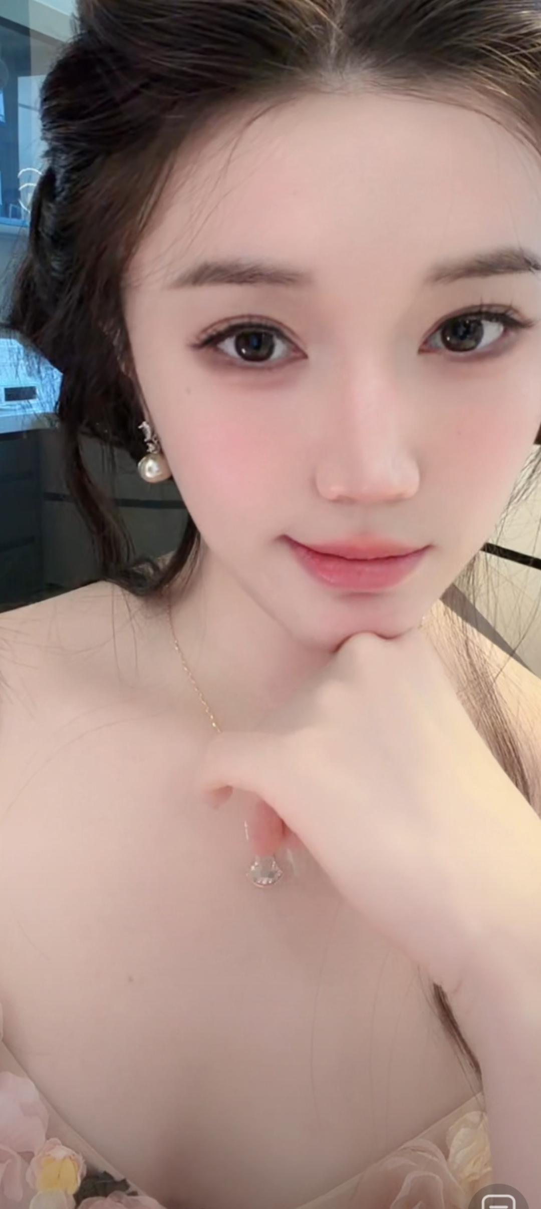这位小姐姐好温柔啊！