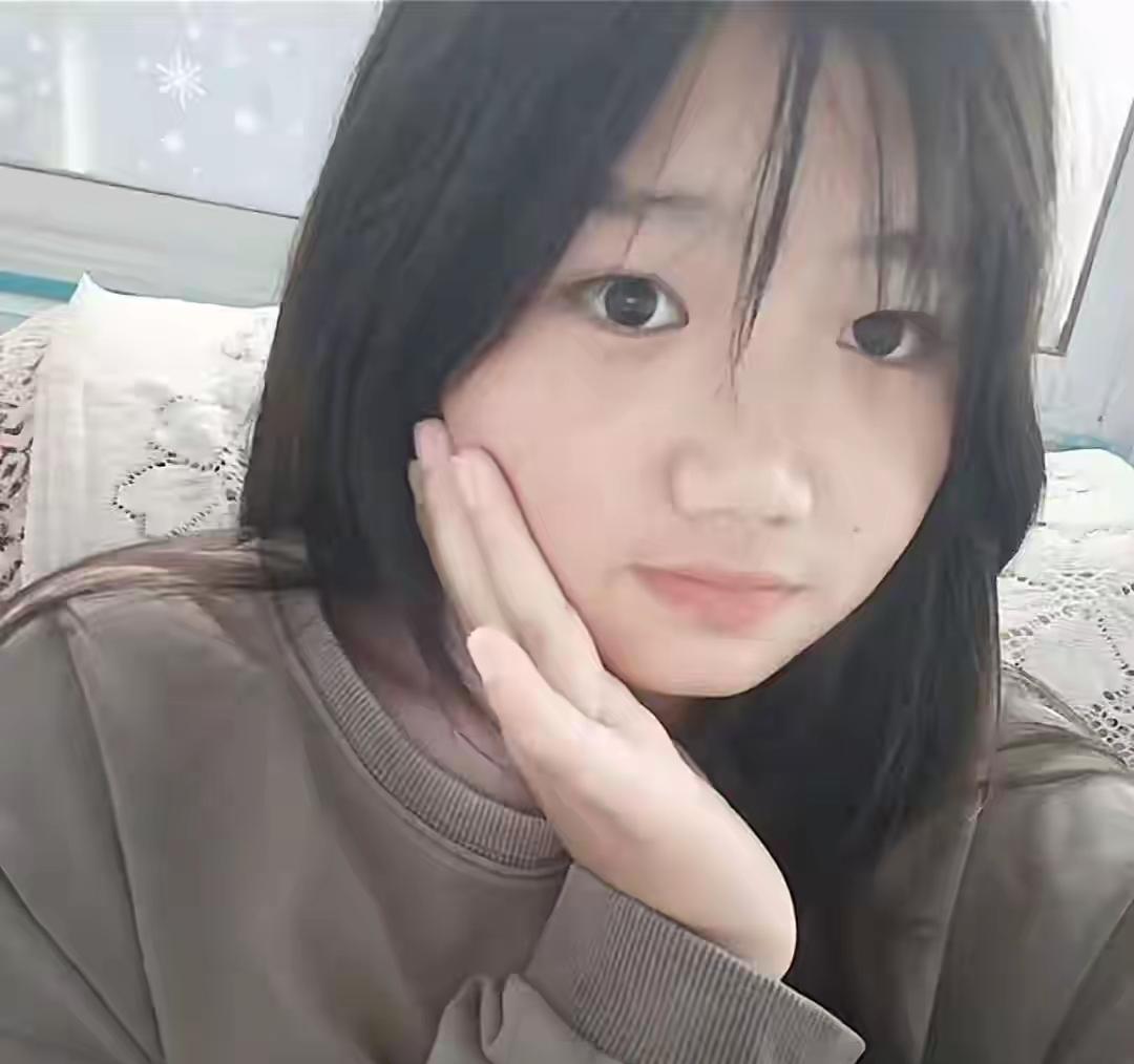 淄博花季女孩丁心萍去世，仅18岁，尖子班的学生，因手脚发黄确诊。

山东18岁少