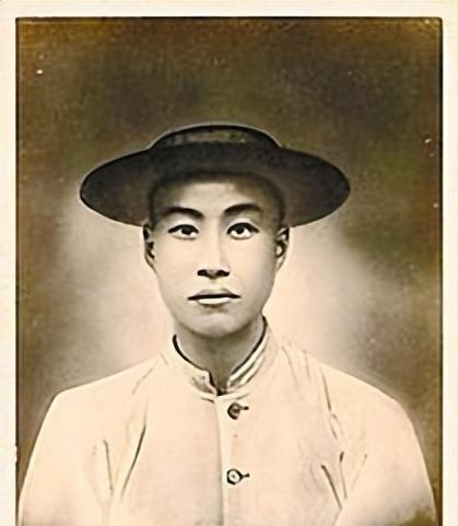 清末的刺客都有多拼命？当年同盟会内部曾经专门设有一个暗杀部门，19岁的福建侯官人