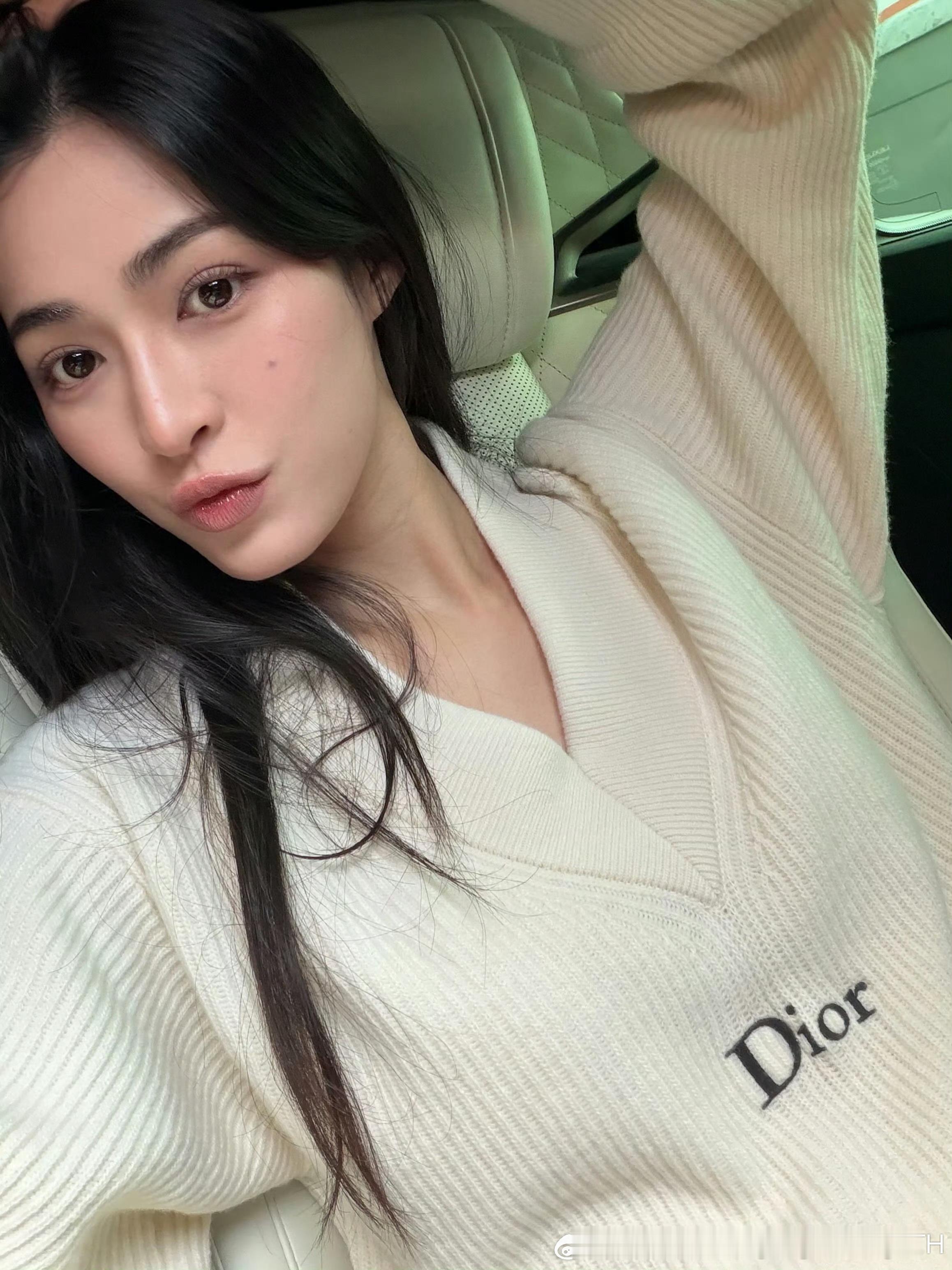 รักตาของคุณมากกกกกก 