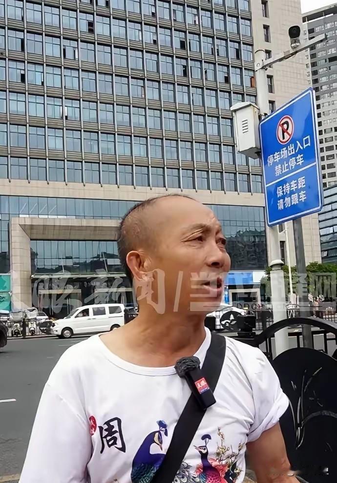 比周扒皮还狠！ 贵阳的电工李师傅，在一家单位老老实实干了26年，临近退休满心欢喜