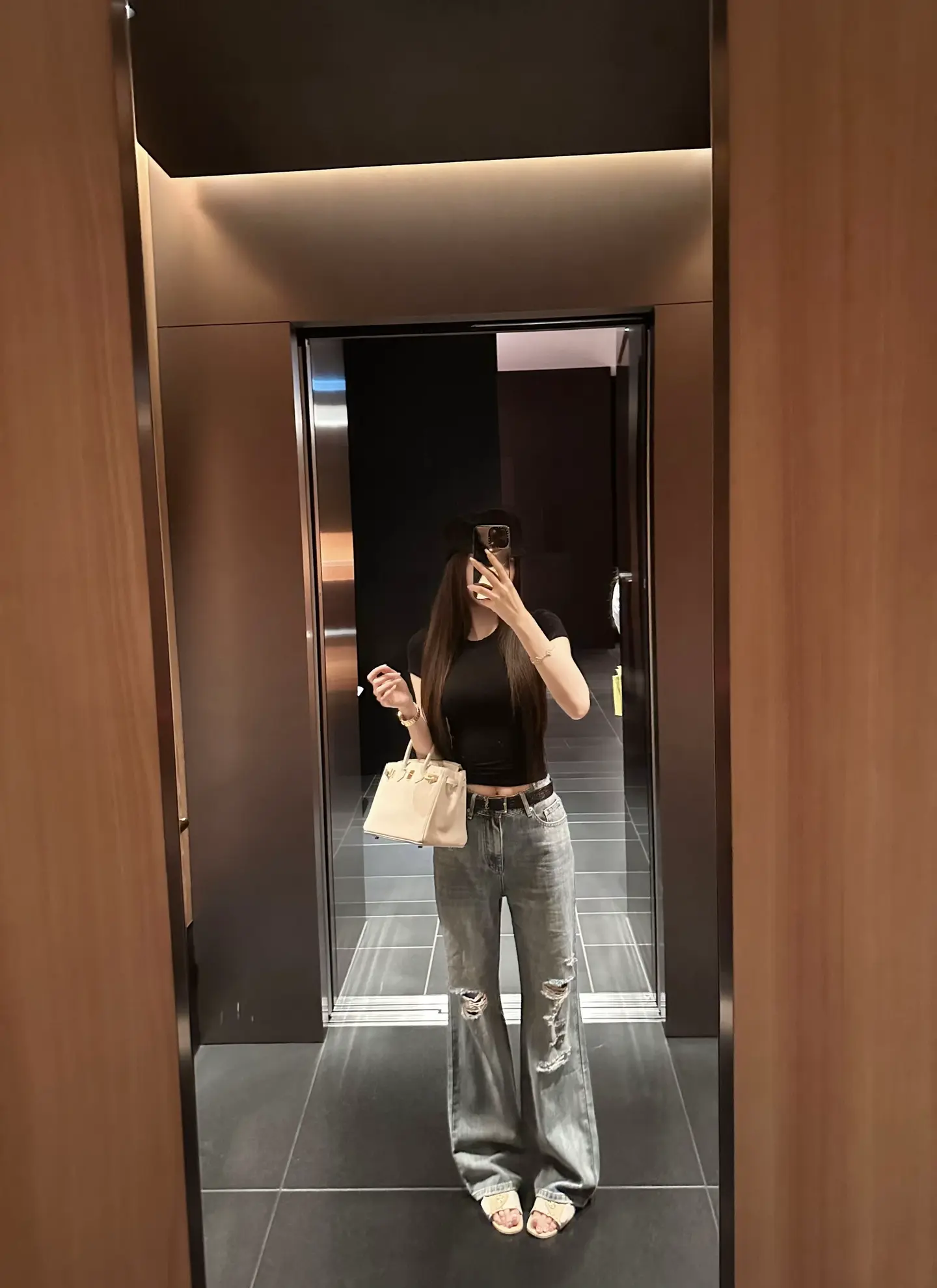 近期超爱的破洞牛仔。